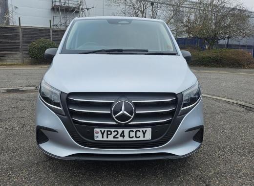 Mercedes Vito (2024)