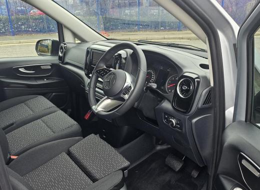 Mercedes Vito (2024)